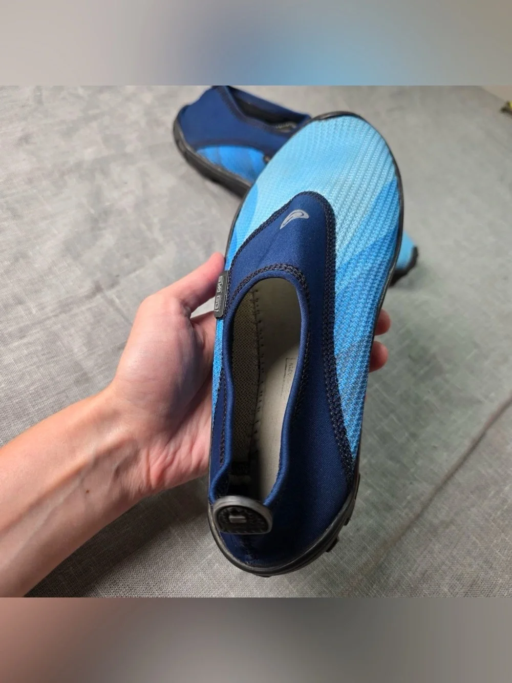 SURF GO Water Shoes Blue Mesh Neoprene Aqua Socks Beach Pool Surfing Unisex 9.5
